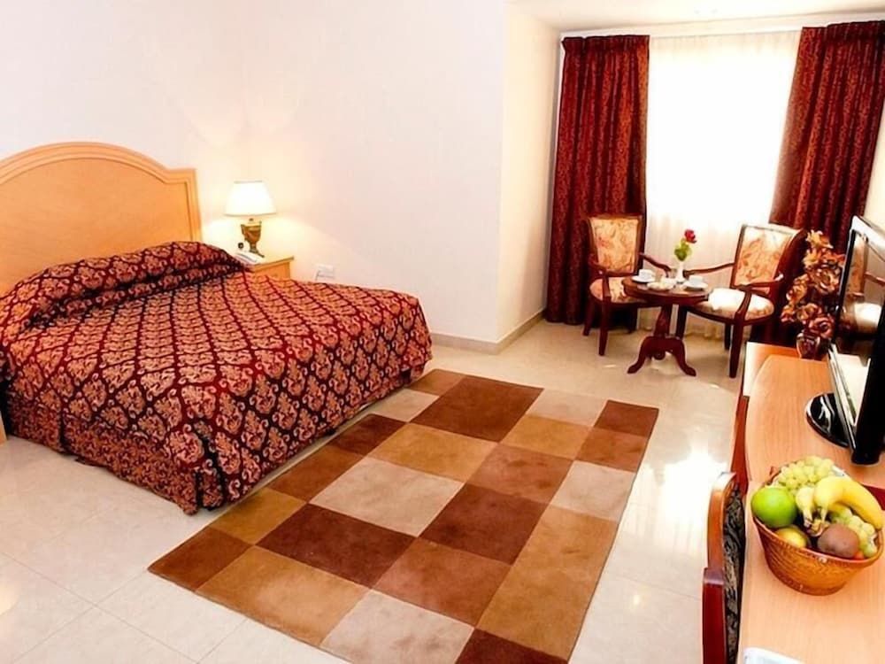 

Roma - Costa di Mascate, Oman - Safeer Hotel Suites