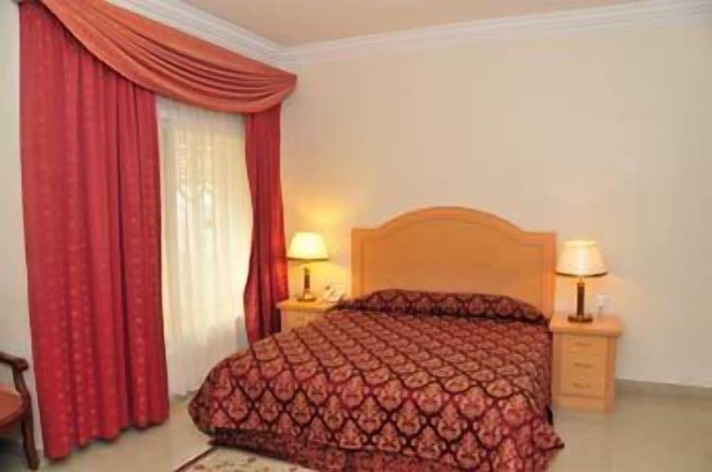 

Milano - Sarūq - Safeer Hotel Suites - Aparthotel