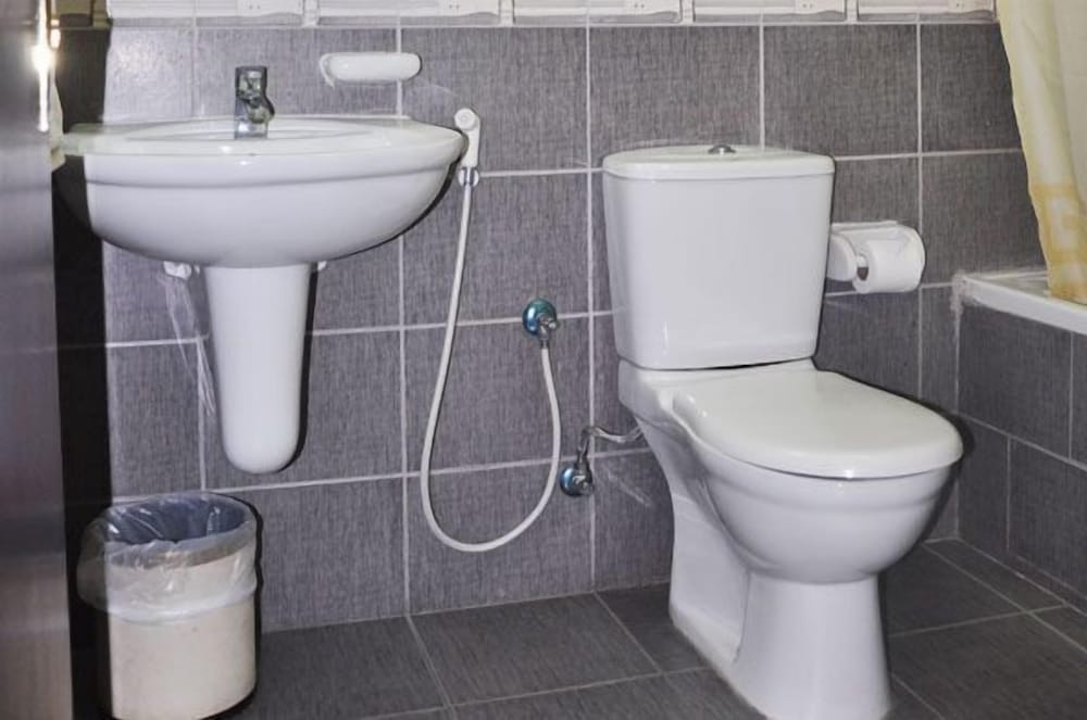 

Milano - Sarūq - Safeer Hotel Suites