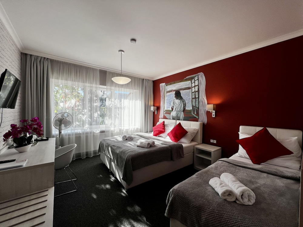 

Firenze - Praga, Aeroporto Václav Havel - Grand Petit Hotel ex Shato Gesson