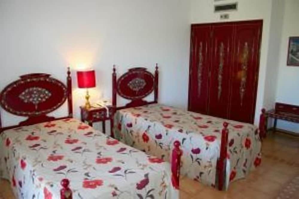 

Bologna - Castelo de Vide - Hotel Sol e Serra