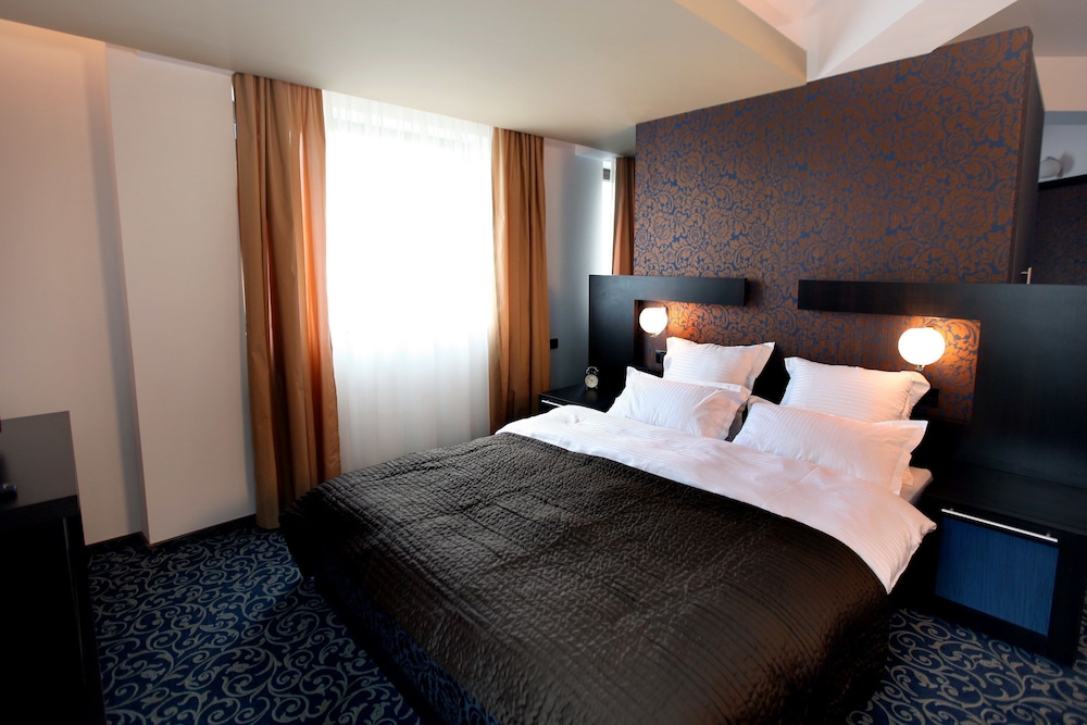 

Bari - Bucarest - Ambiance Hotel