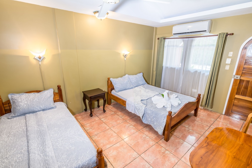 

Venezia - Quepos - Hotel Le Priss Inn
