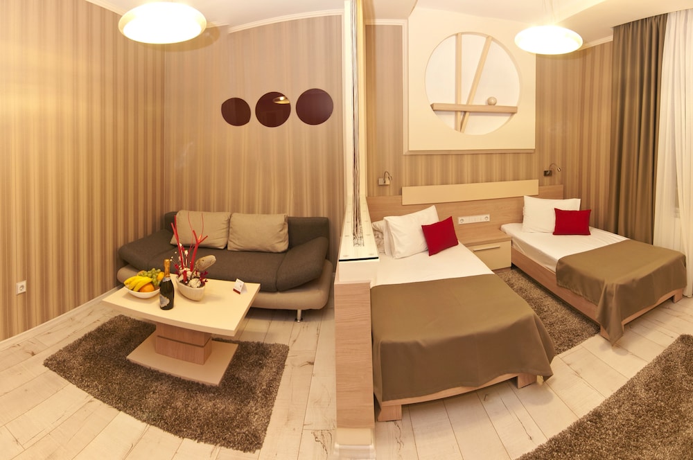 

Milano - Cluj-Napoca - Hotel Confort