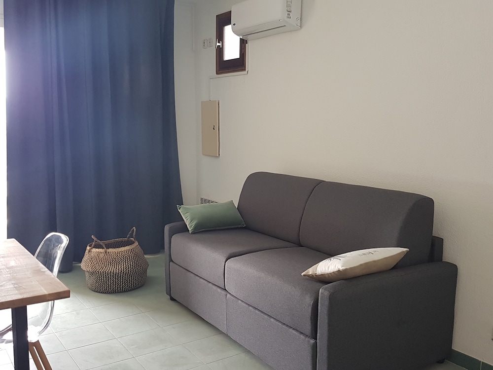 

Milano - Saint Florent - Résidence Costa d'Oru