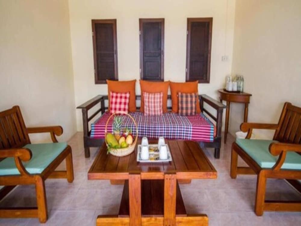 

Roma - Lipa Noi - Anahata Resort Samui