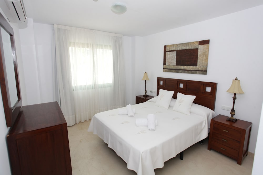 

Roma - Sotogrande - Hotel Apartamentos Manilva Sun