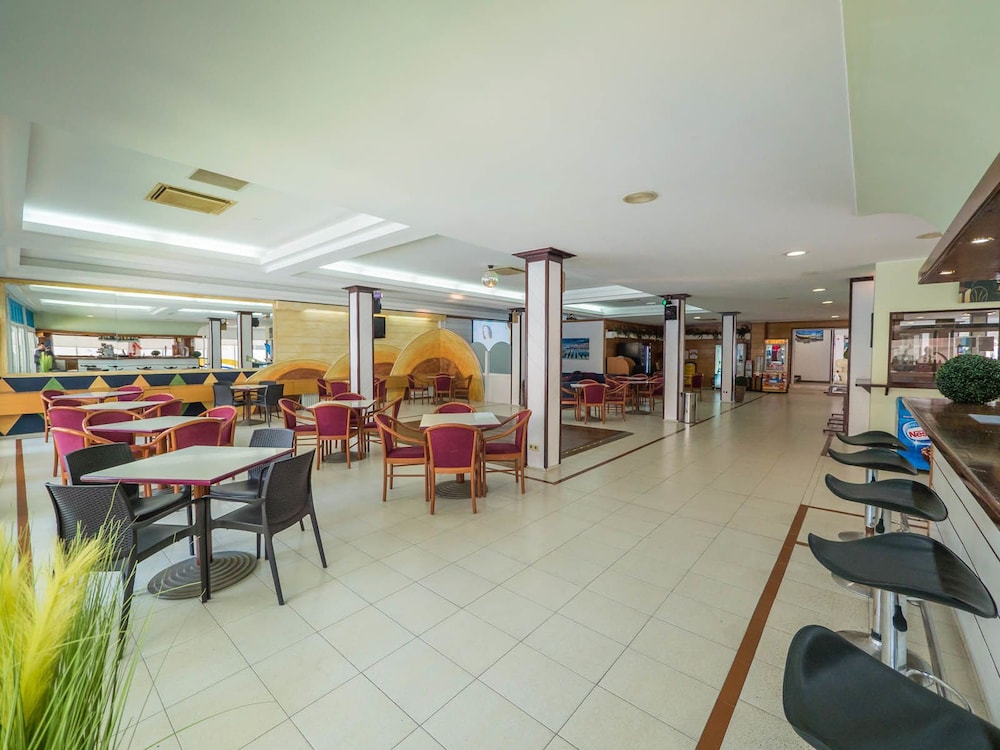 

Bari - Lloret de Mar - Hotel Golden Sand
