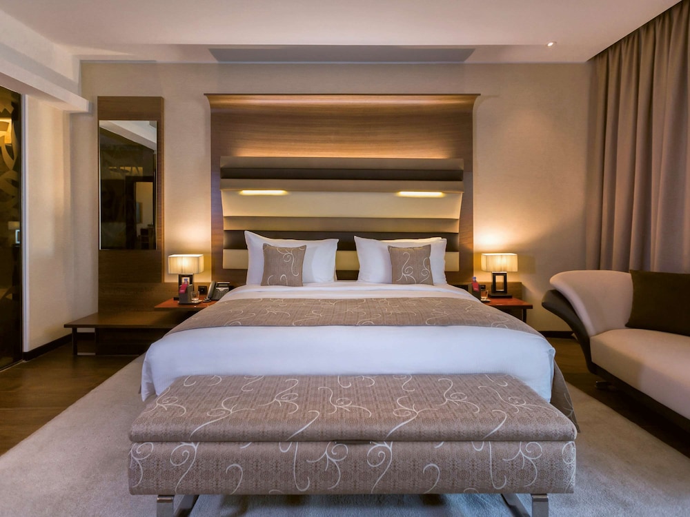 

Palermo - Sukrah - Movenpick Hotel Du Lac Tunis