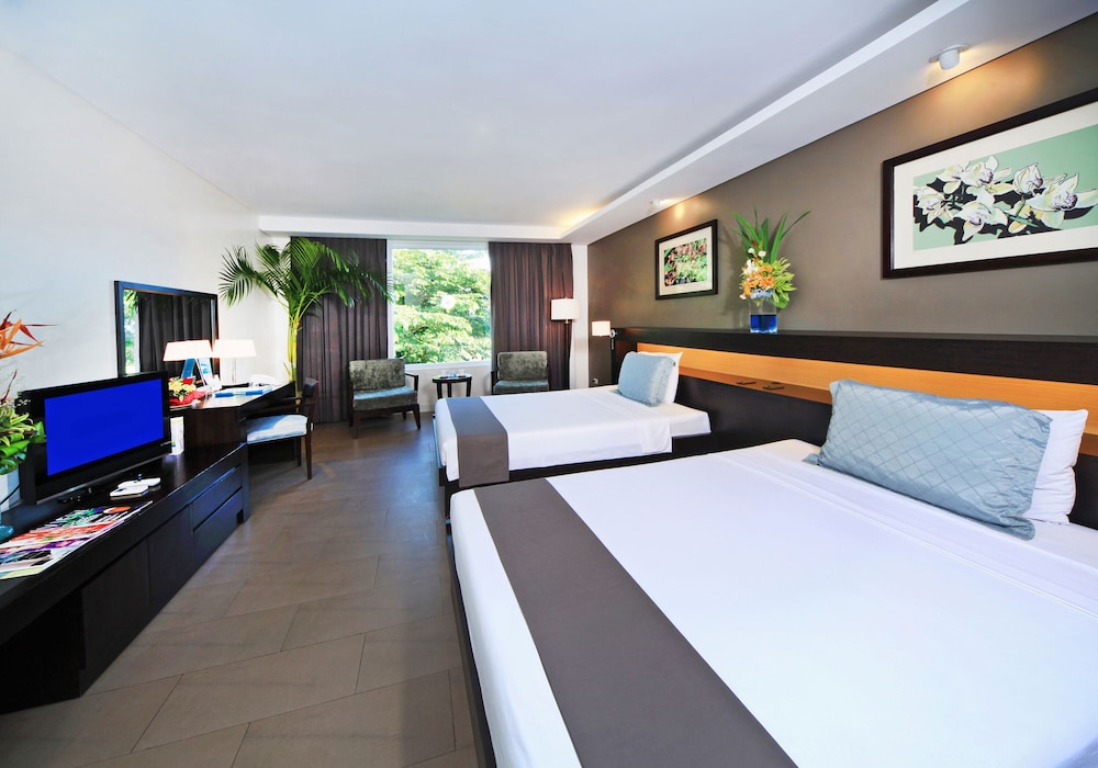 

Roma - Boracay - Fairways and Bluewater Boracay