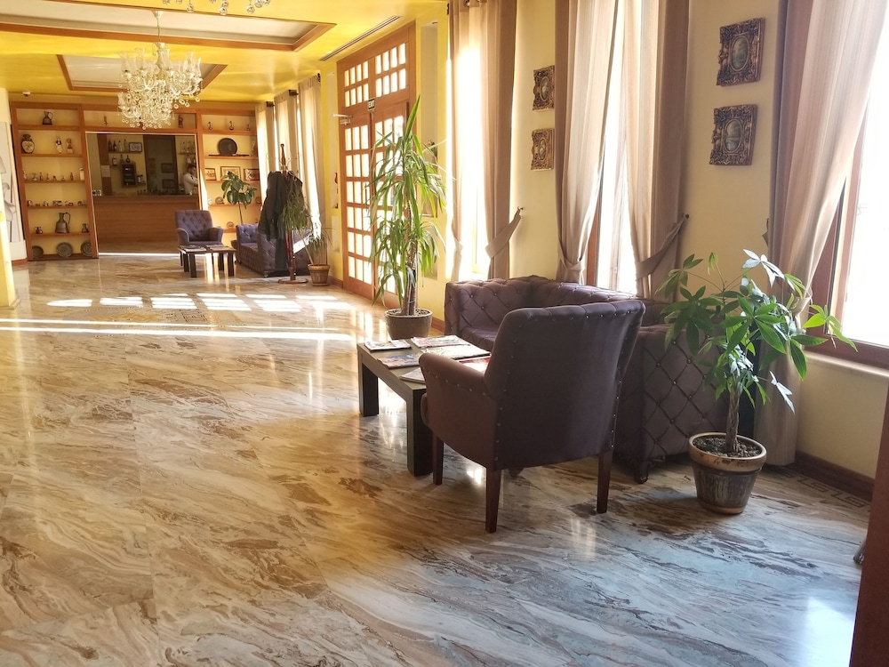 

Bari - Rinas - Vila Zeus Hotel