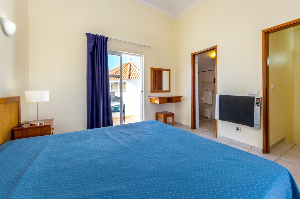 

Napoli - Albufeira - Apartamentos Turísticos Club Ouratlântico