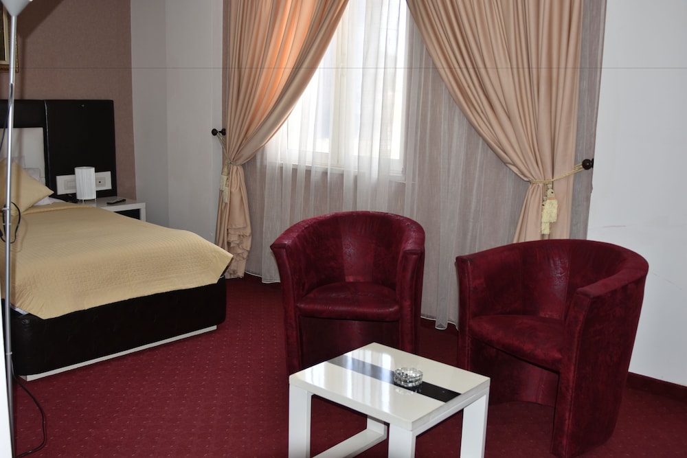 

Roma - Lezhë - Hotel Liss