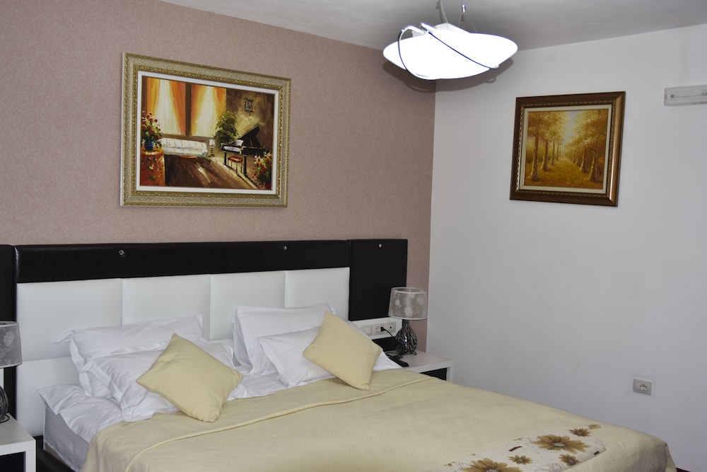 

Milano - Lezhë - Hotel Liss