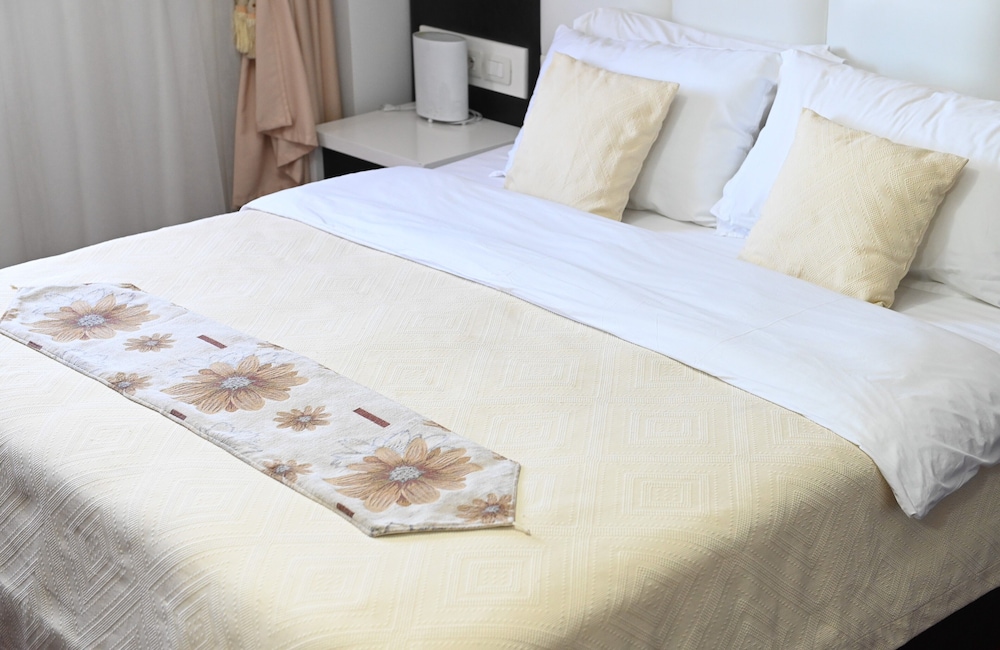 

Milano - Lezhë - Hotel Liss