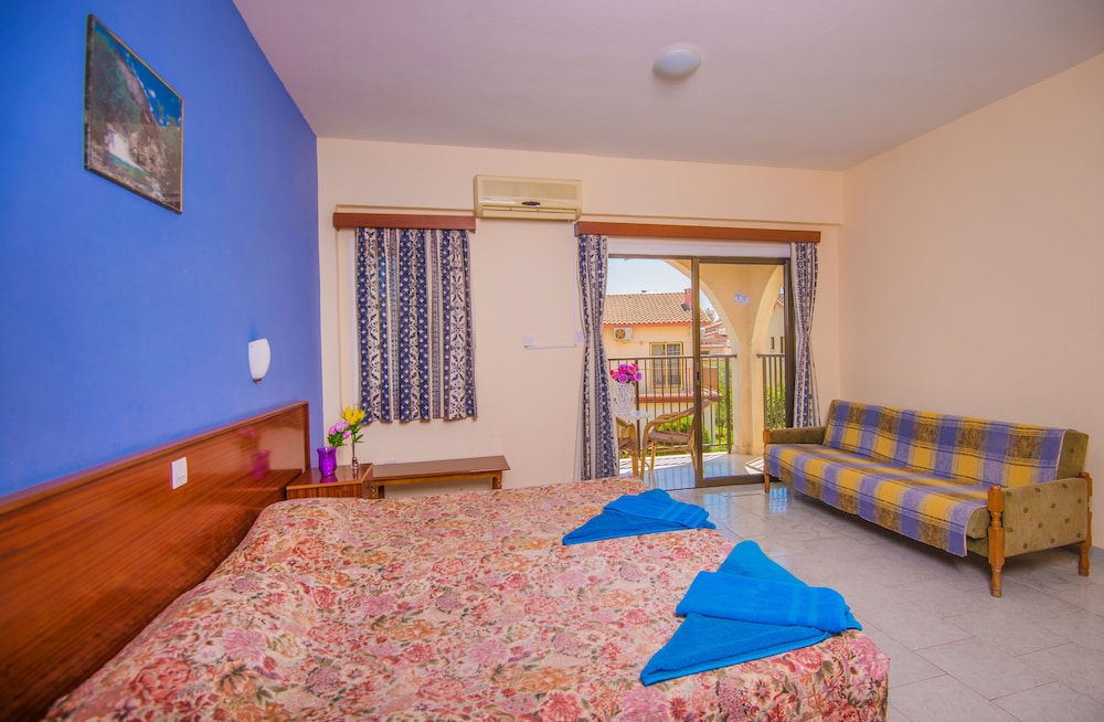 

Verona - Ayia Napa - Windmills Hotel Apartments
