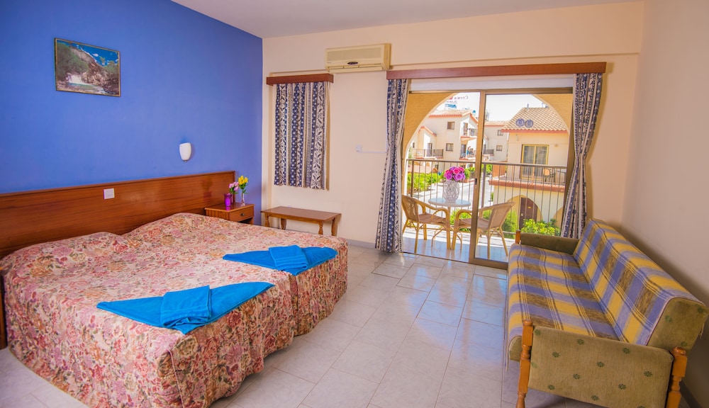 

Napoli - Ayia Napa - Windmills Hotel Apartments