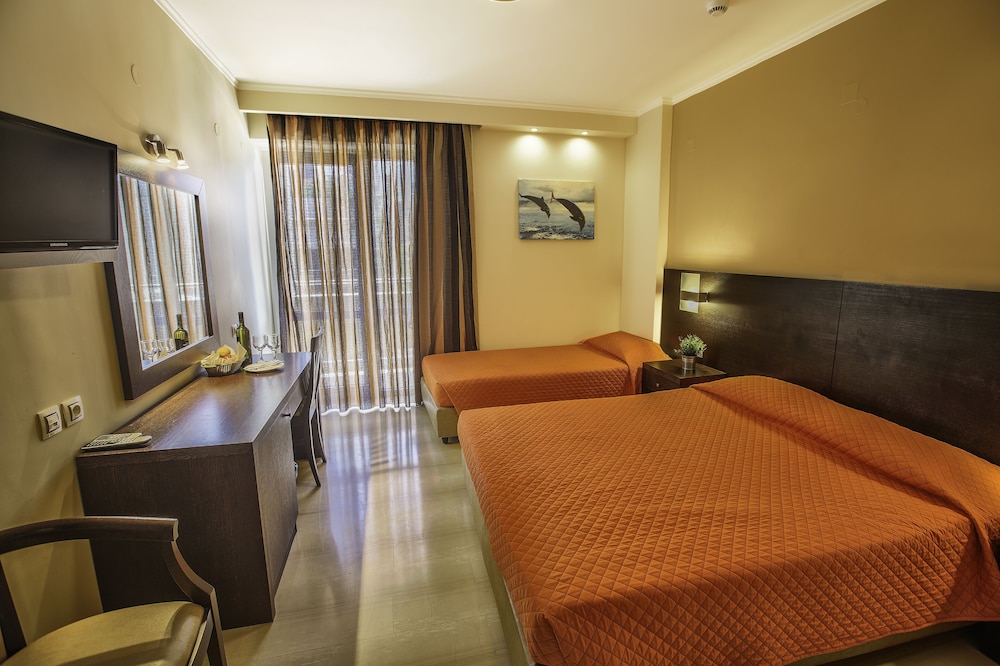 

Roma - Kokkíni Khánion - Sofia Hotel