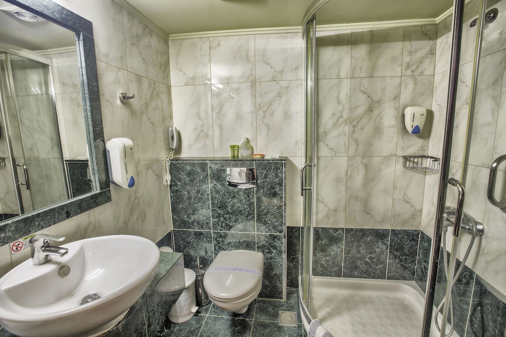 

Napoli - Kokkíni Khánion - Sofia Hotel