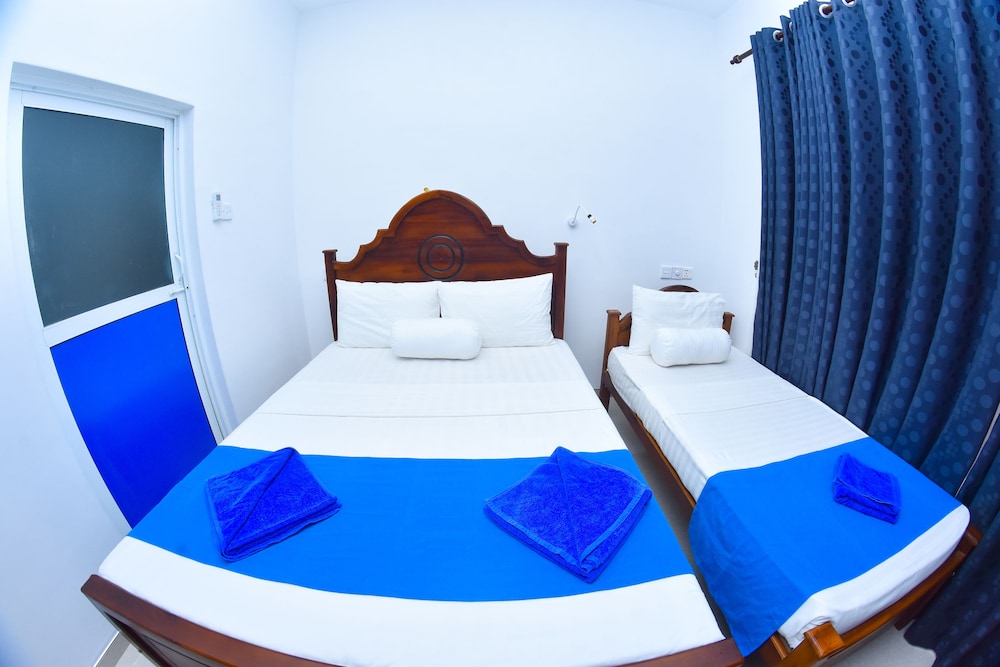 

Roma - Negombo - Nebula Residence