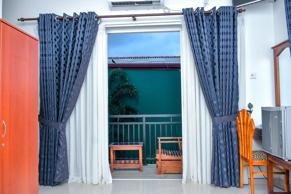 

Milano - Negombo - Nebula Residence