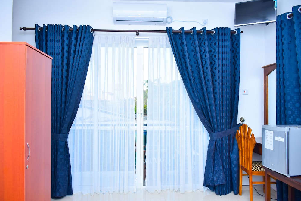 

Milano - Negombo - Nebula Residence