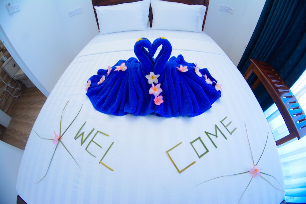 

Roma - Negombo - Nebula Residence