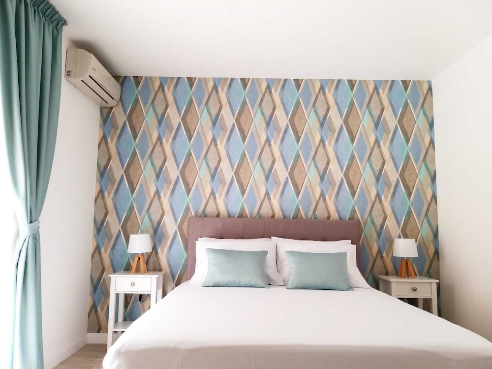 

Milano - Budva - Venera Apartments