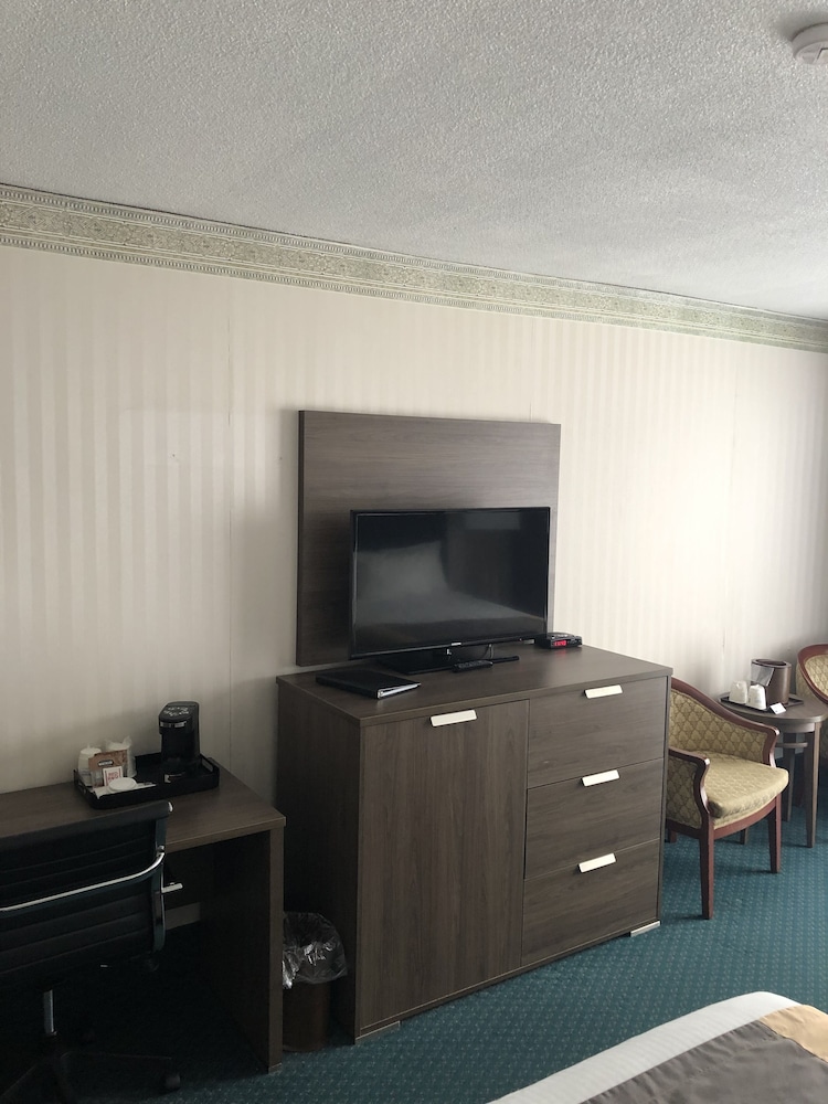 

Milano - Cascate del Niagara - Travelodge By Wyndham Niagara Falls Fallsview