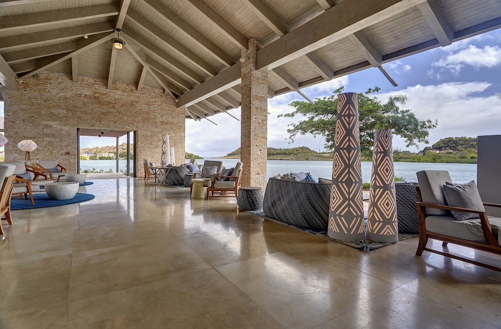 

Verona - Jolly Harbour - Royalton Antigua, An Autograph Collection All-Inclusive Resort