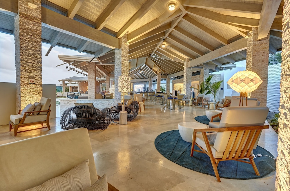

Roma - Jolly Harbour - Royalton Antigua, An Autograph Collection All-Inclusive Resort