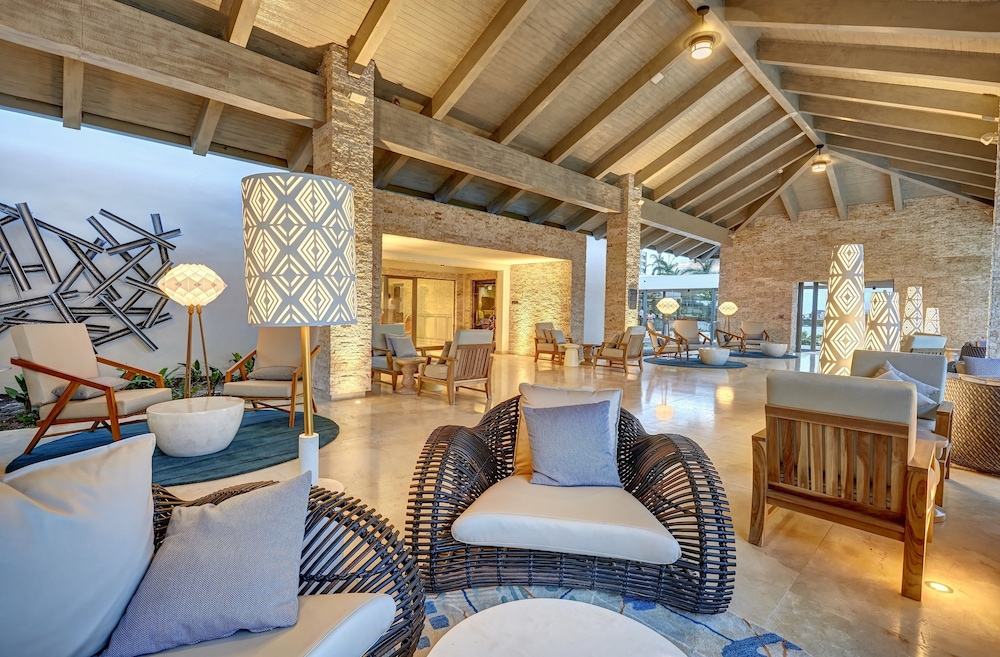 

Milano - Jolly Harbour - Royalton Antigua, An Autograph Collection All-Inclusive Resort