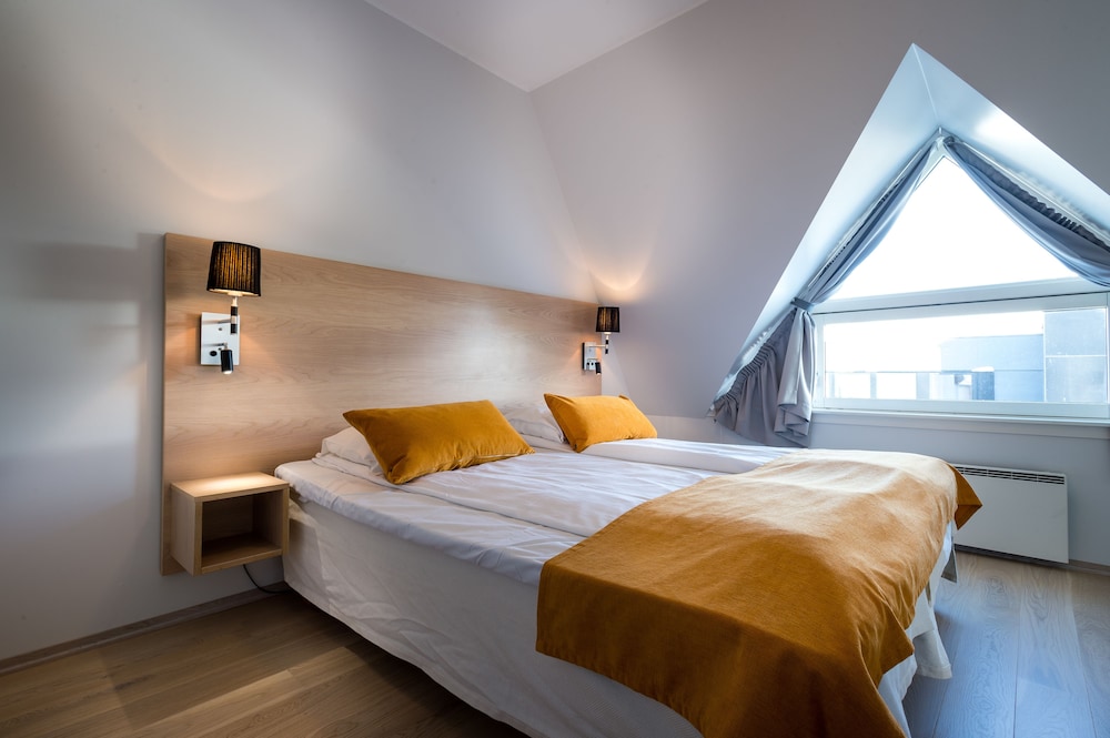 

Bari - Tromsø - Enter City Hotel