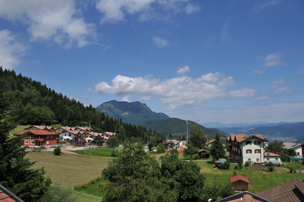 

Brindisi - Folgaria - Al Pian Garnì Hotel - B&B & Pizza