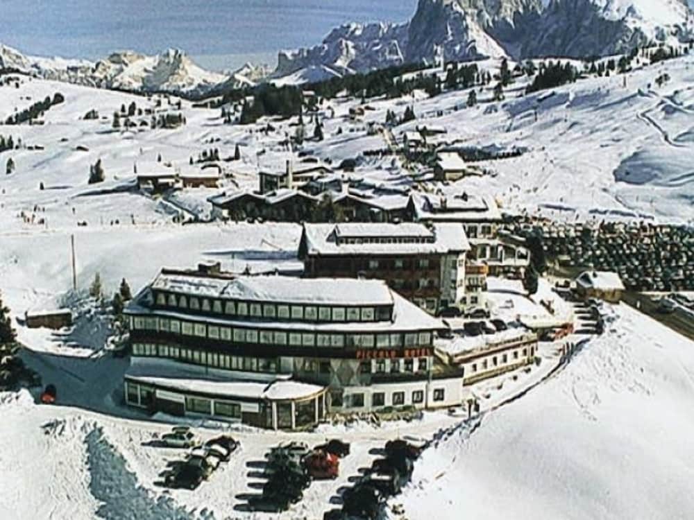 

Milano - Selva di Val Gardena, Montagna Italia - Piccolo Hotel Sciliar