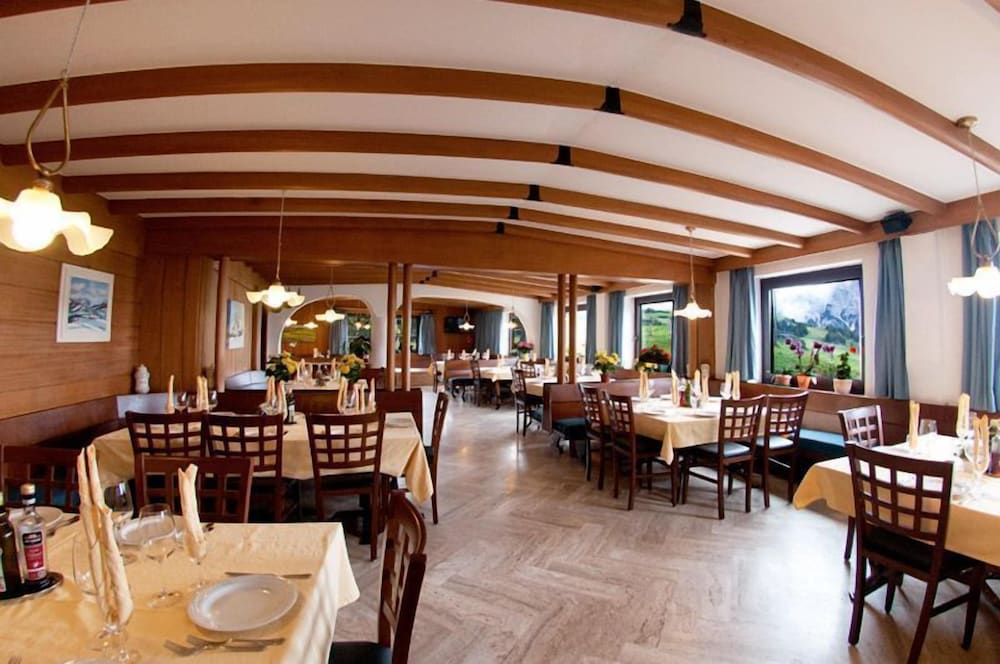 

Catania - Ortisei - Piccolo Hotel Sciliar