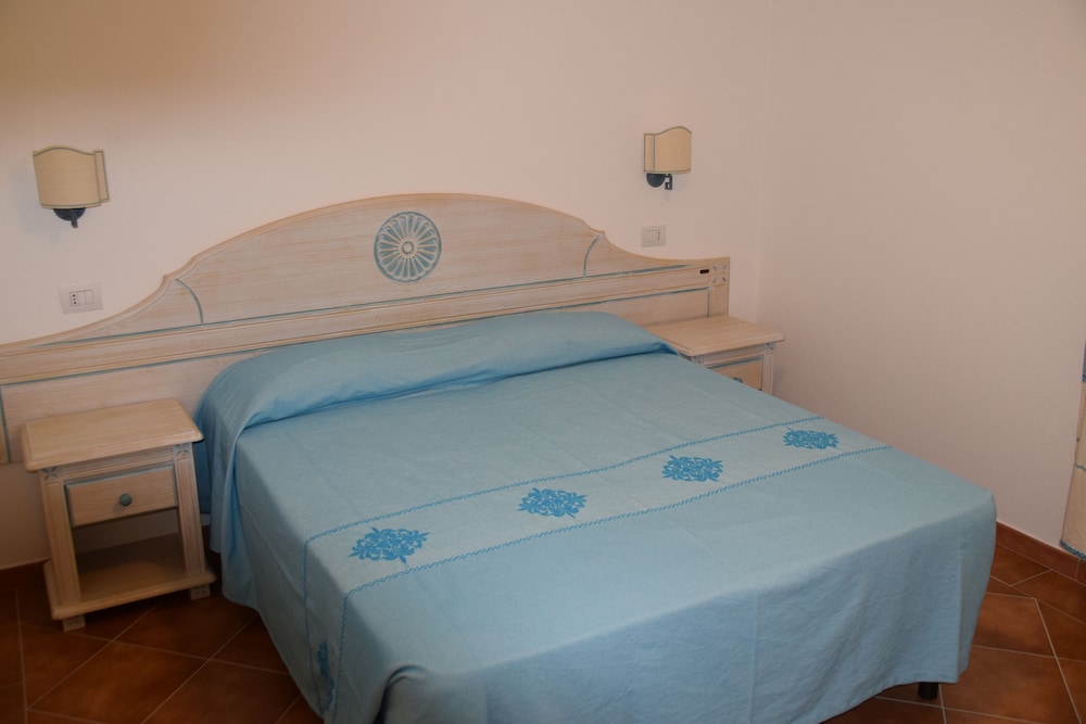 

Bologna - Orosei - Hotel Baia Marina