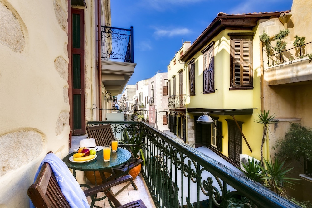 

Trieste - Creta Ovest - Chania, Grecia - Ifigenia Rooms & Studios