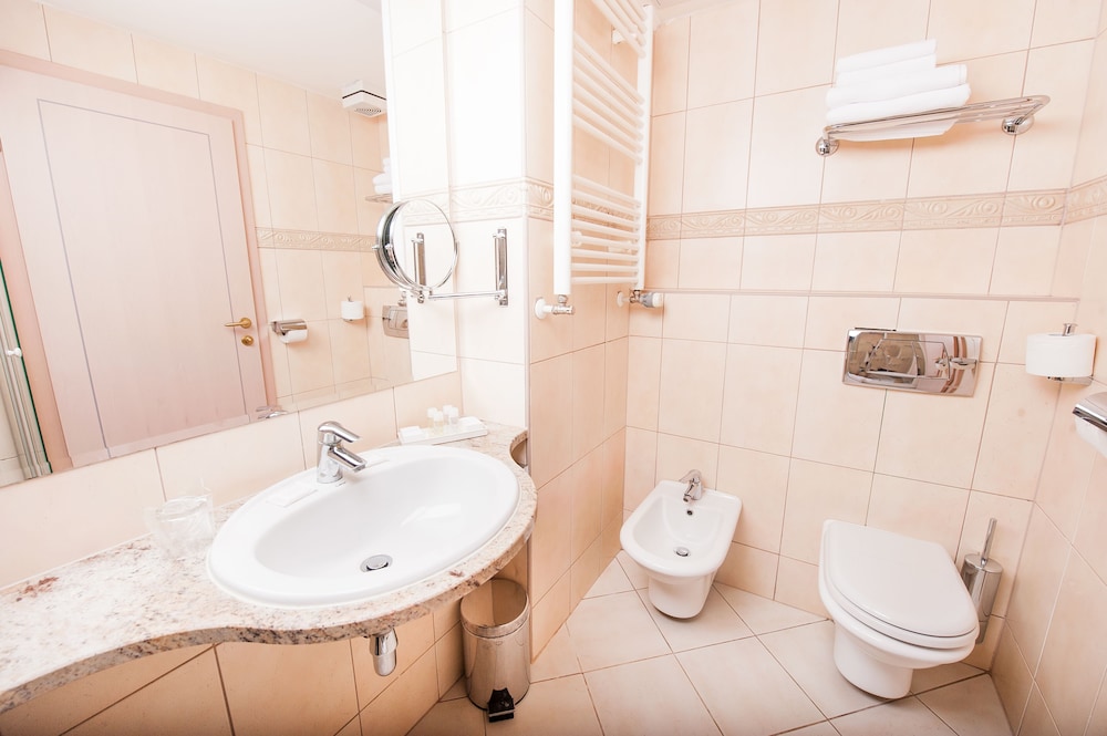 

Roma - Rogaška Slatina - Grand Hotel Sava Superior