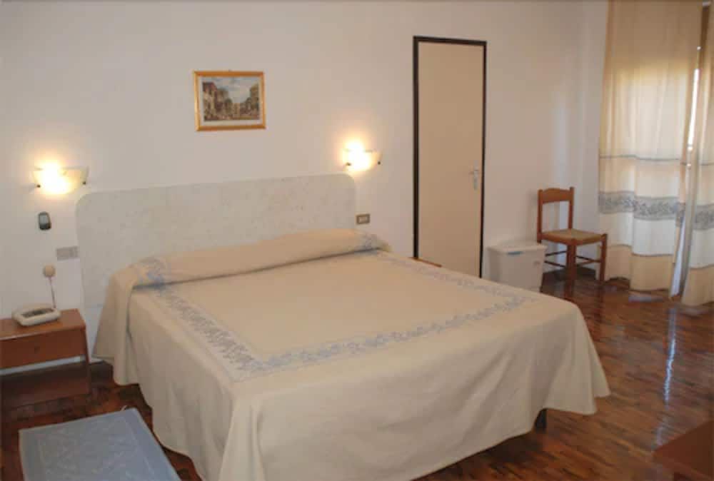 

Napoli - Arzachena - Hotel Citti