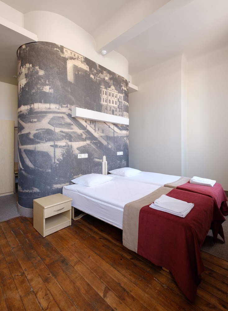 

Roma - Garliava - Hotel Metropolis