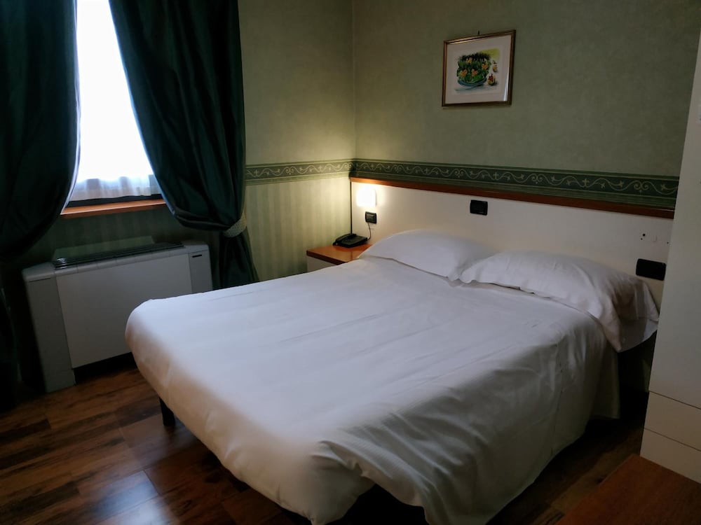 

Catania - Marco Simone - Hotel Aurora Wellness & SPA