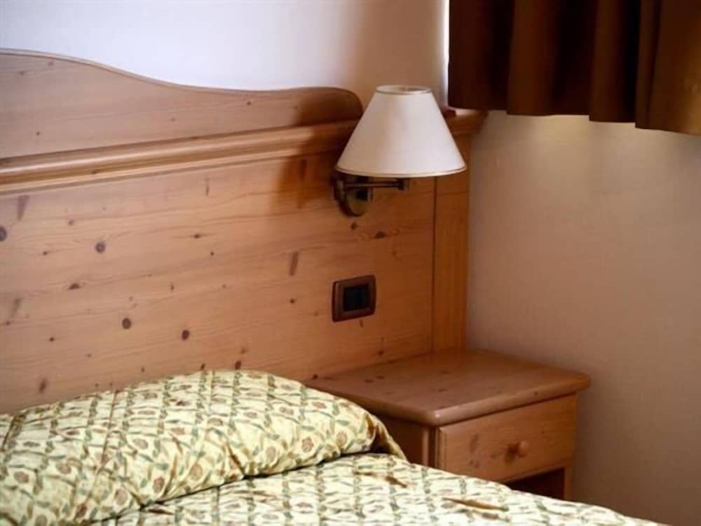 

Milano - Rovereto - Hotel Sant'Ilario