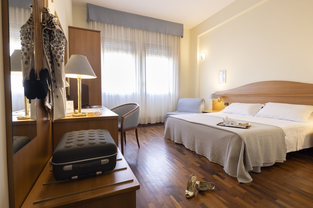 

Milano - Ferrara - Hotel Il Duca d'Este