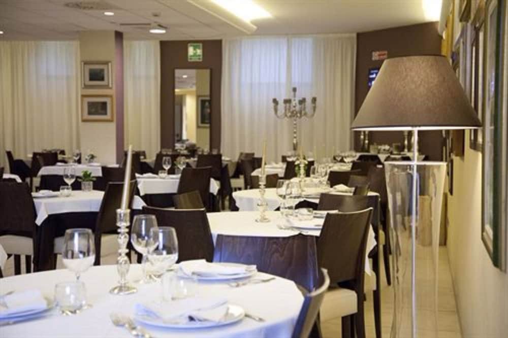 

Catania - Ancona - Hotel Europa