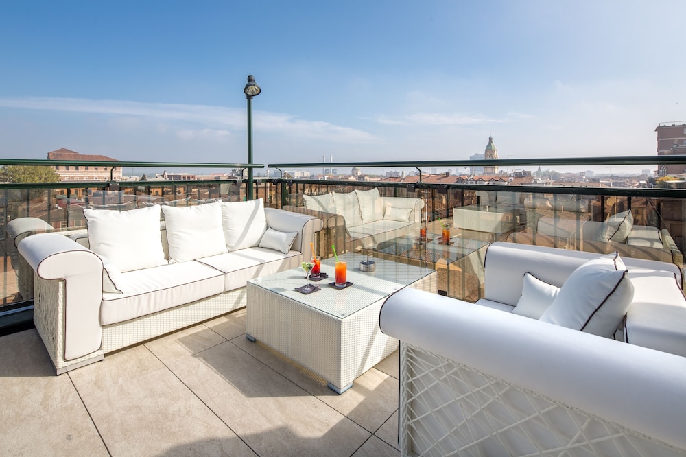 

Milano - Piacenza - Grande Albergo Roma