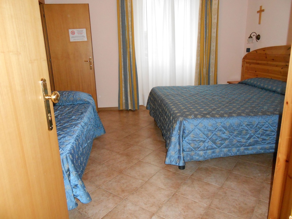 

Roma - Limone sul Garda - Hotel Vittoria