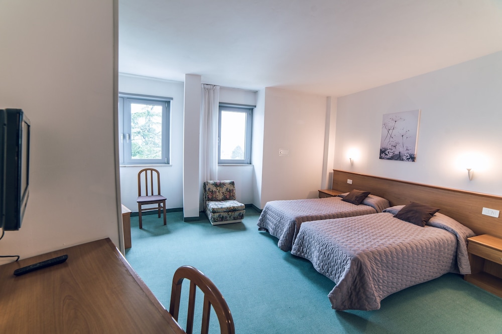 

Catania - Riva del Garda - Hotel Everest Arco