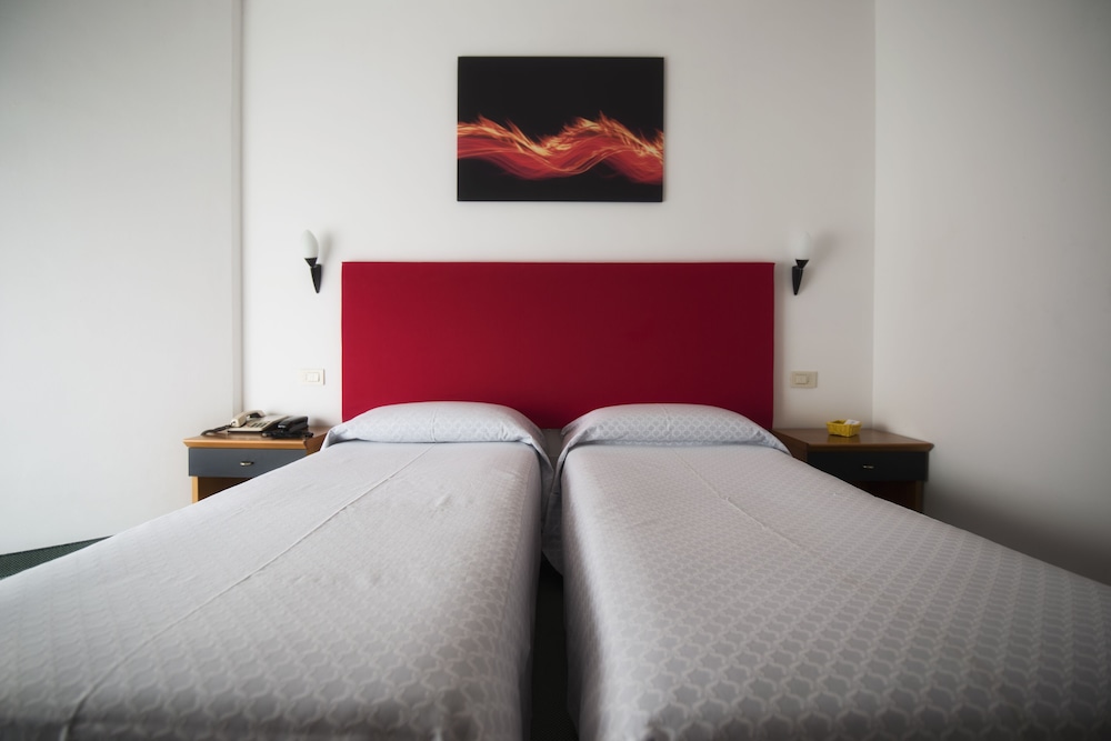 

Catania - Riva del Garda - Hotel Everest Arco