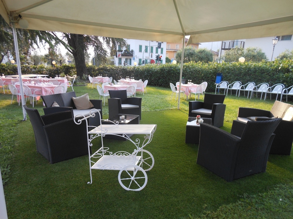 

Milano - Riva del Garda - Hotel Everest Arco